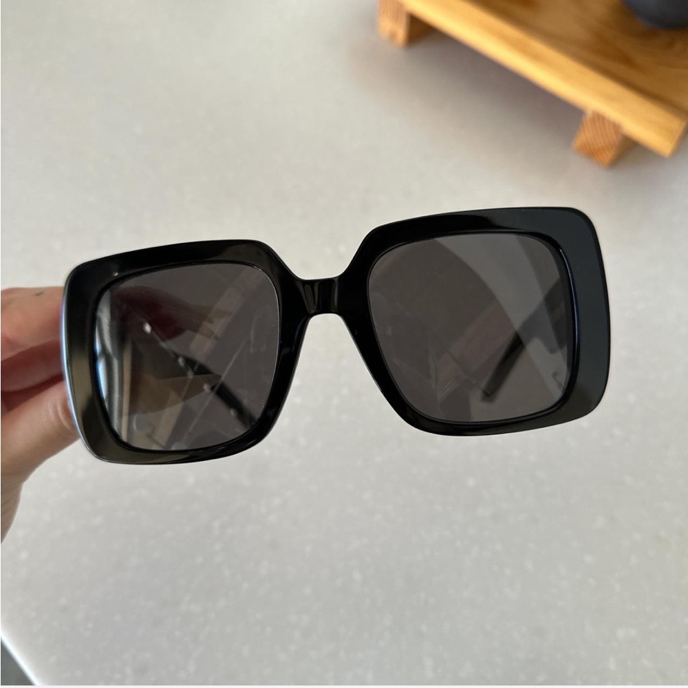 Dior Black Oversized Square Sunglasses - Picture 2 of 4